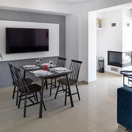  Apartment *
